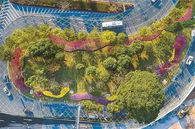 【道路建?！康缆肪G化帶設(shè)計(jì)