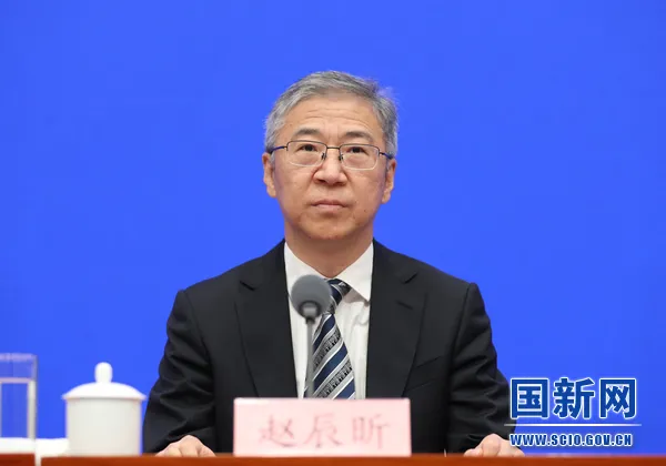 國務(wù)院政策例行吹風(fēng)會(huì)：建筑企業(yè)資質(zhì)類別和等級(jí)壓減三分之一以上！